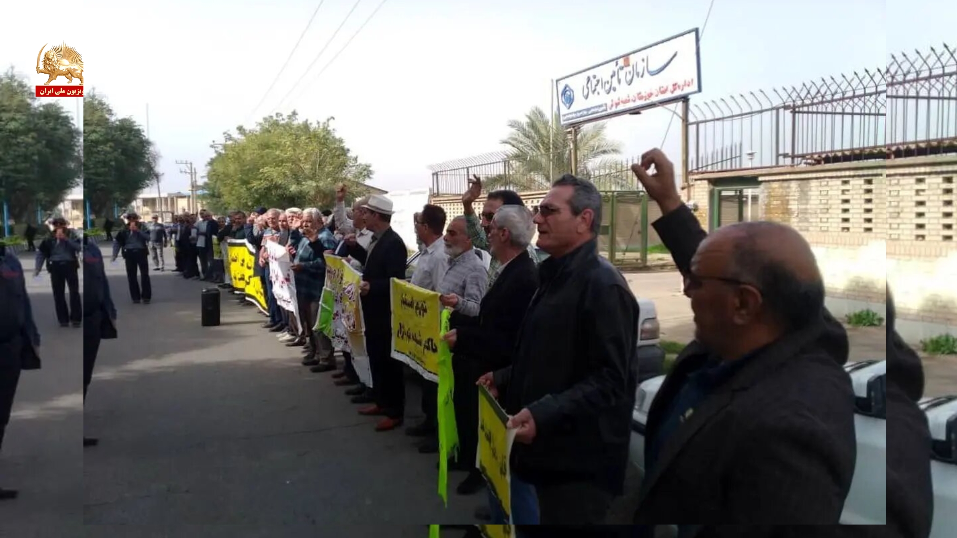 تجمعات اعتراضی نانوایان خوزستان و بازنشستگان کرمانشاه